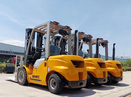 6600LBS 7700LBS Fabricantes de carretillas elevadoras diésel 3500 kg
