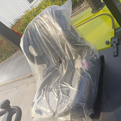 3000 kg 3500 kg carretilla elevadora con tracción a todas las ruedas, con tres mástiles y diésel