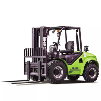 3000 kg-5000 kg Camiones elevadores para carreteras de 4 ruedas