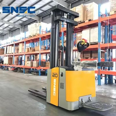 Apilador Stacker 1500kg 2000kg camión eléctrico para hoteles, tiendas de ropa